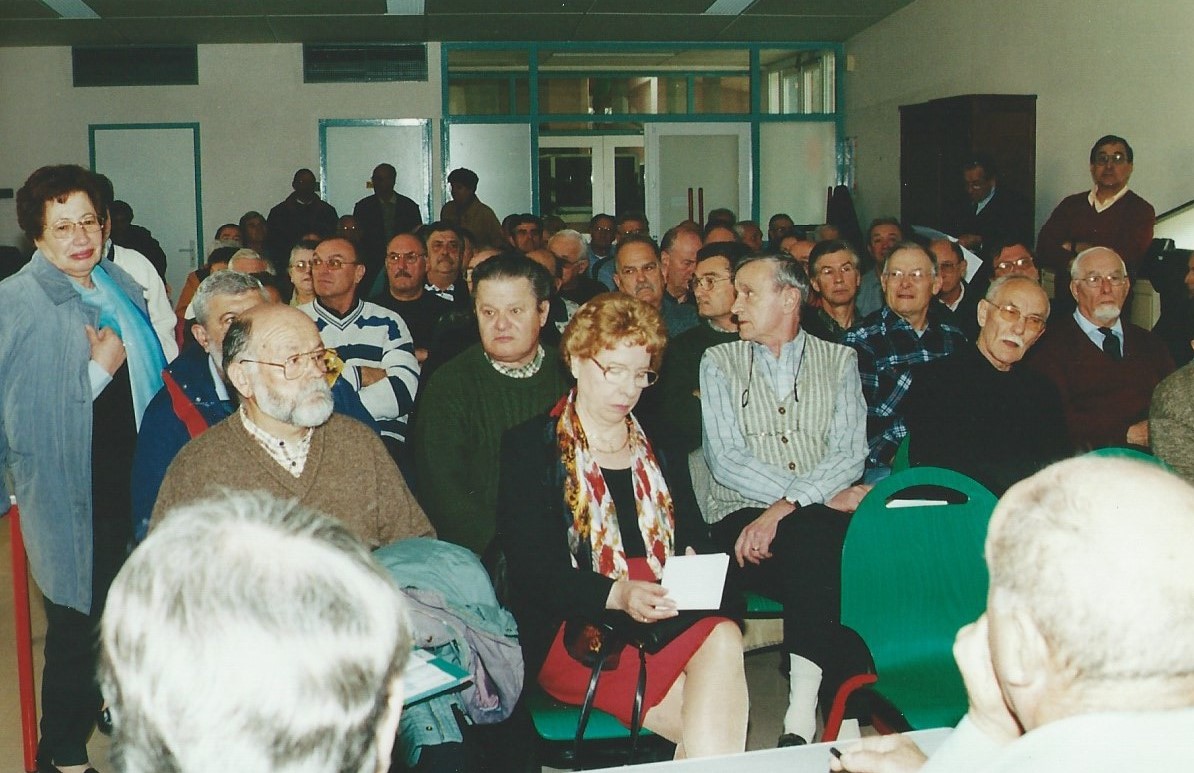 AG 2001 (4)