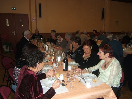 REPAS DU 30/11/2010