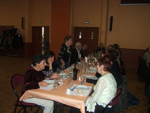 REPAS DU 30/11/2010