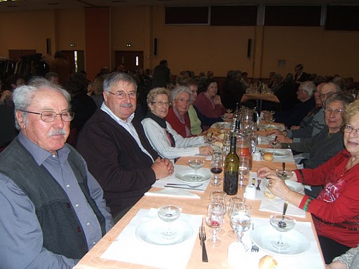 REPAS DU 30/11/2010