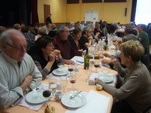 REPAS DU 30/11/2010