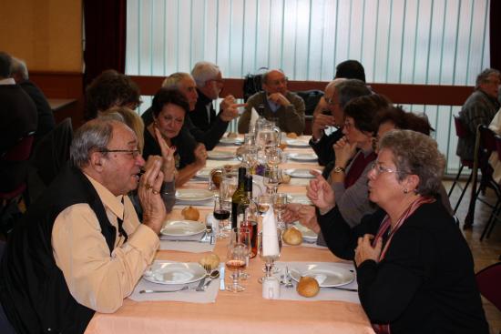 REPAS DU 30/11/2010