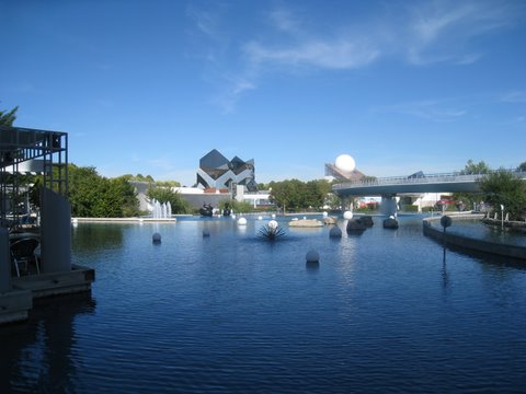 FUTUROSCOPE