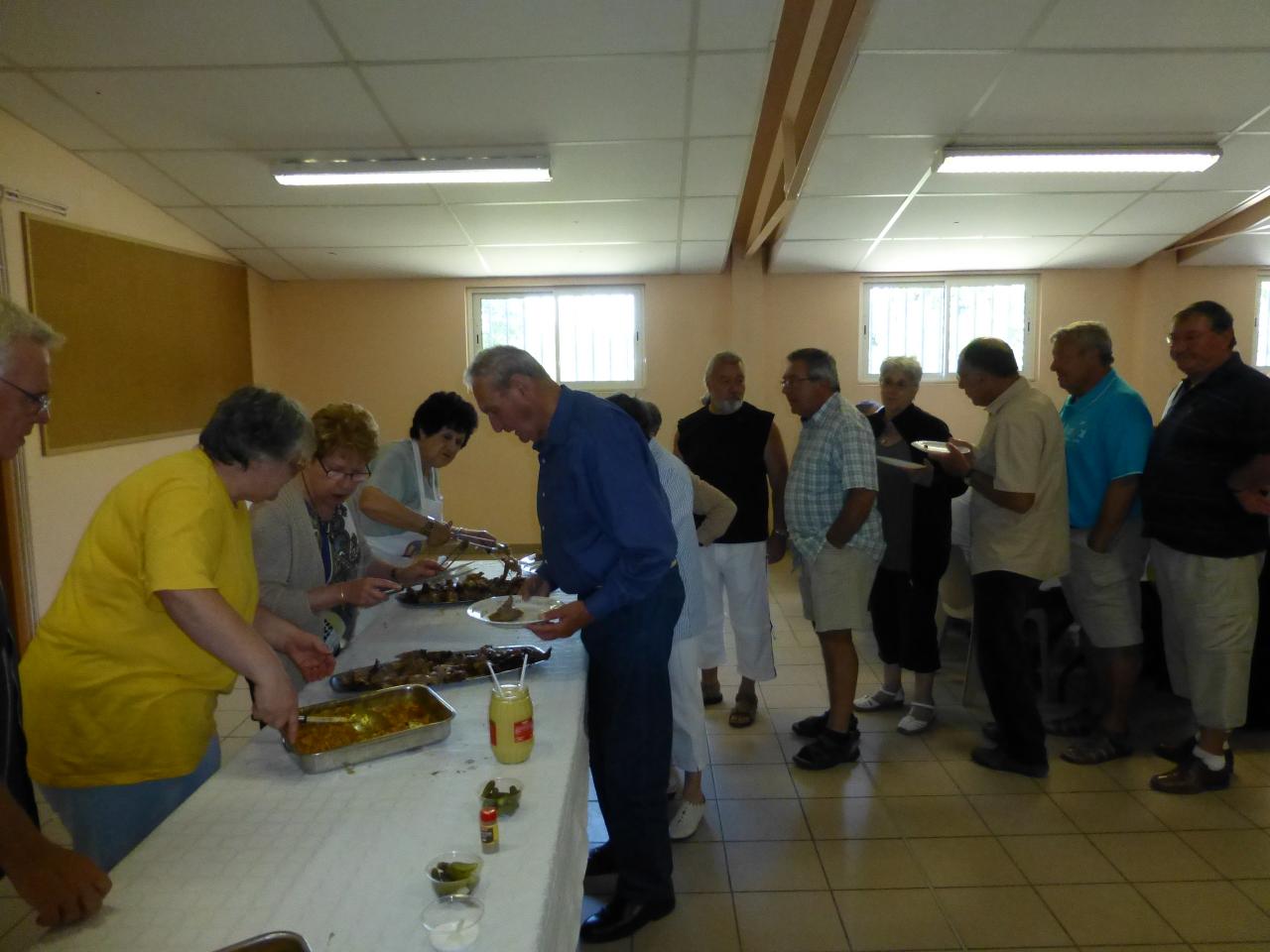 MECHOUI 11 JUIN 2013 LA GARDE ADHEMAR